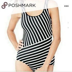 Lands' End Women's UPF 50 Full Coverage High Neck Tugless One Piece Swimsuit 8 M